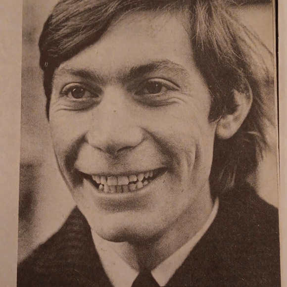 THE ROLLING STONES MAGAZINE - Picture 6 of 13